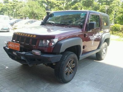 福州市二手北京汽車BJ40 2.4L 手動(dòng)穿越版深度解析