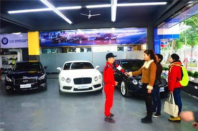 優(yōu)艾卡福州金山體驗中心正式開業(yè)，開啟二手車服務(wù)新篇章